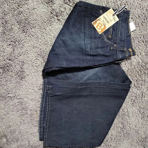 Bullhead straigh dark worn jeans